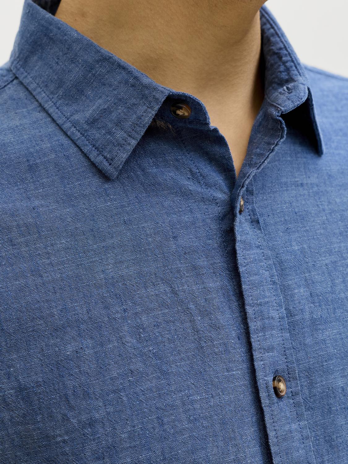 model_shot-detail